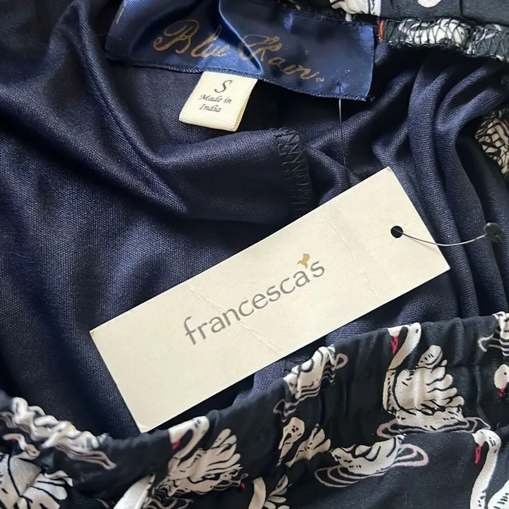 Francesca’s Blue Rain Swan Lace shorts Nwt Small